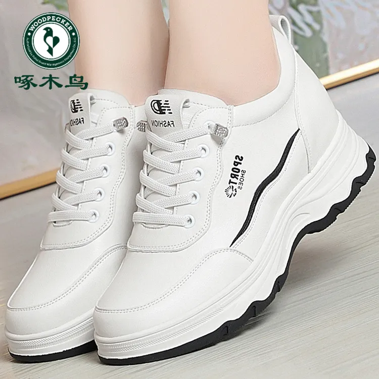 啄木鸟厚底舒适运动鞋休闲新款女士皮鞋防滑软底妈妈鞋出门旅游鞋