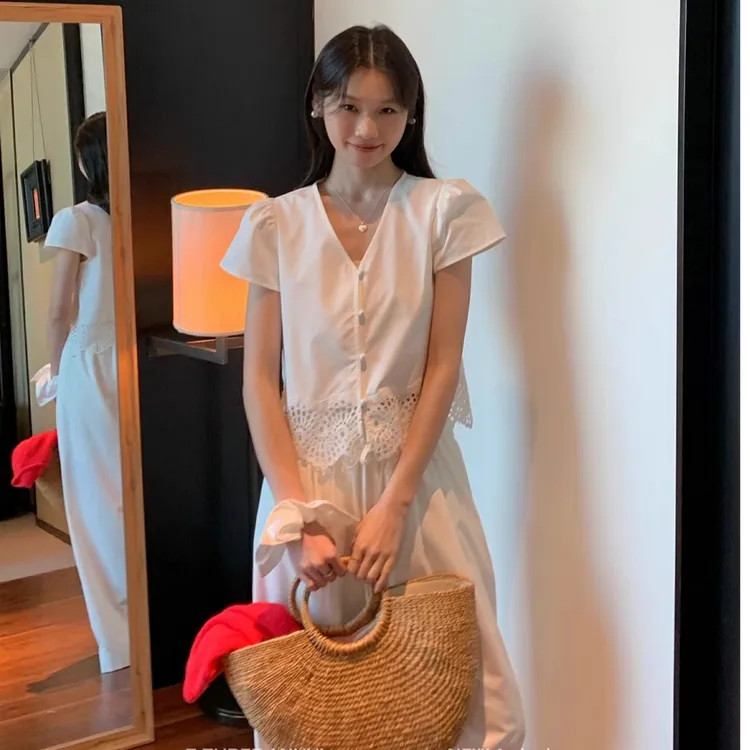 慵懒风法式休闲风性感风时尚套装泡泡袖收腰长款蕾丝小众显瘦