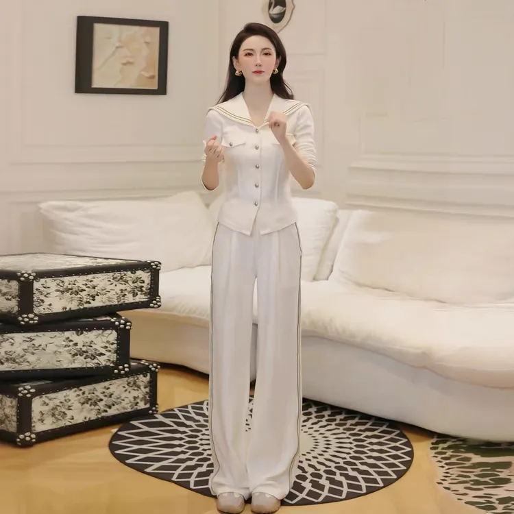 欧货运动套装女2025新款春秋时尚洋气高级感海军领上衣两件套显瘦