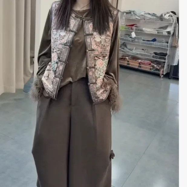 2025冬季时尚潮流百搭精品女装网红马甲裤子朵0R9X