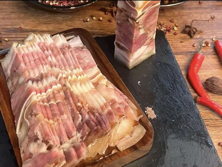 秘制压板肉纯猪头压板肉冷吃不腻口感好冬季特色现卤现发