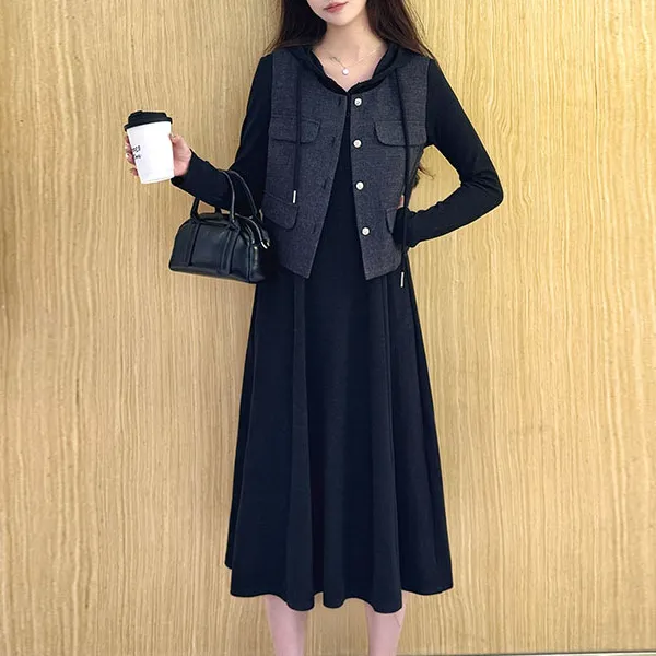 时尚套装裙女2025春秋季新款洋气减龄炸街休闲连帽马甲连衣裙套装