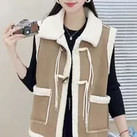 咖色翻领盘扣绒绒马甲外搭
