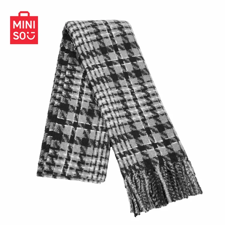 【名创优品】千鸟格流苏围巾韩系高级感格子动漫周边百搭同款商品图