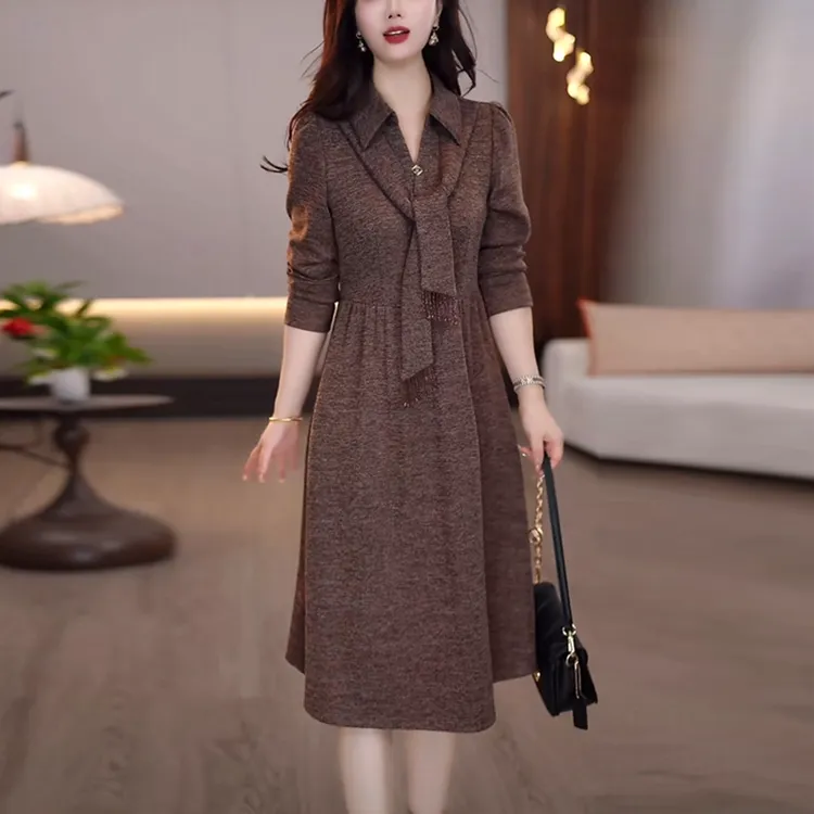 星空精纺时尚轻奢高级感女装2025秋季新款气质优雅修身显瘦连衣裙