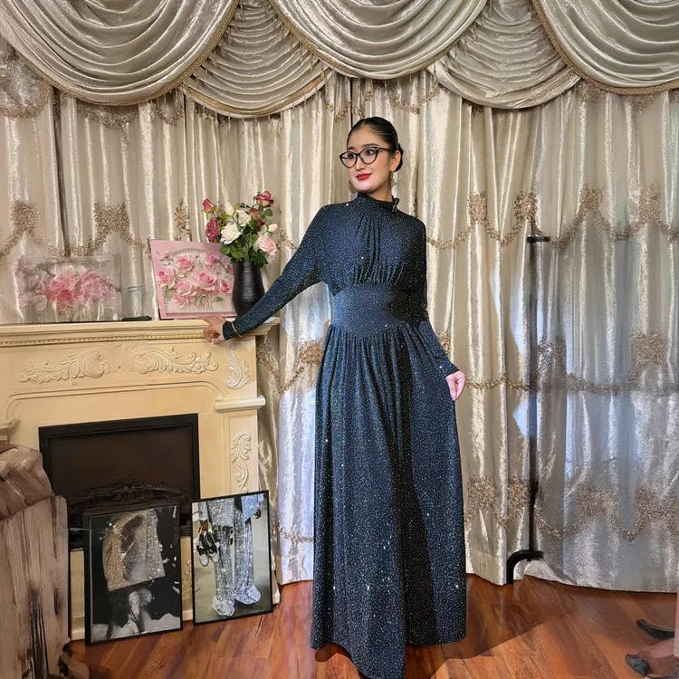 针织法式连衣裙显瘦裙子拼接长裙冬季长袖套头款蕾丝