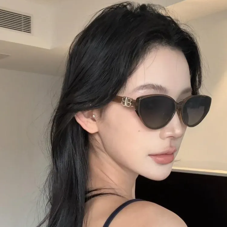 复古猫眼墨镜女款适合方圆脸防紫外线时尚百搭气质网红女士潮流