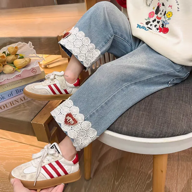 女童春装2025新款花边牛仔裤宝宝时尚直筒阔腿裤小女孩洋气休闲裤