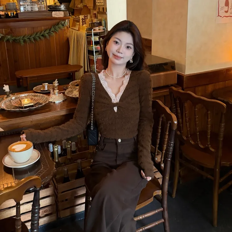 【花境之恋】秋冬复古气质蕾丝花边拼接V领扭结长袖加厚打底衫上衣