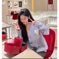 未使用 AMIPARIS SS24单排扣针织爱心图案美利奴羊毛开衫长袖毛衣