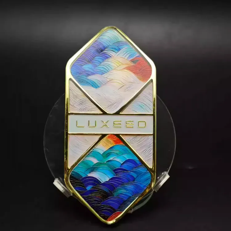 替换适用于智界R7/S7车型航空级金属锌合金珐琅彩前机盖车标