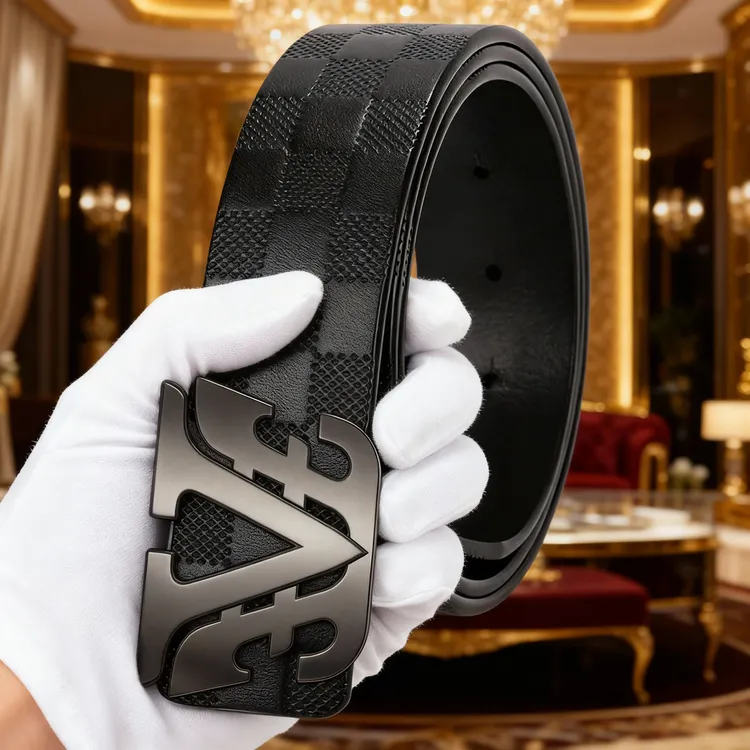 潮流高档百搭轻职风裤腰带皮带男士男款休闲字母时尚个性真皮商务