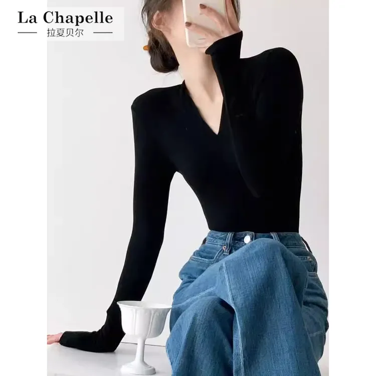 拉夏贝尔黑色内搭打底衫女2025新修身v领正肩长袖t恤纯欲风高级感
