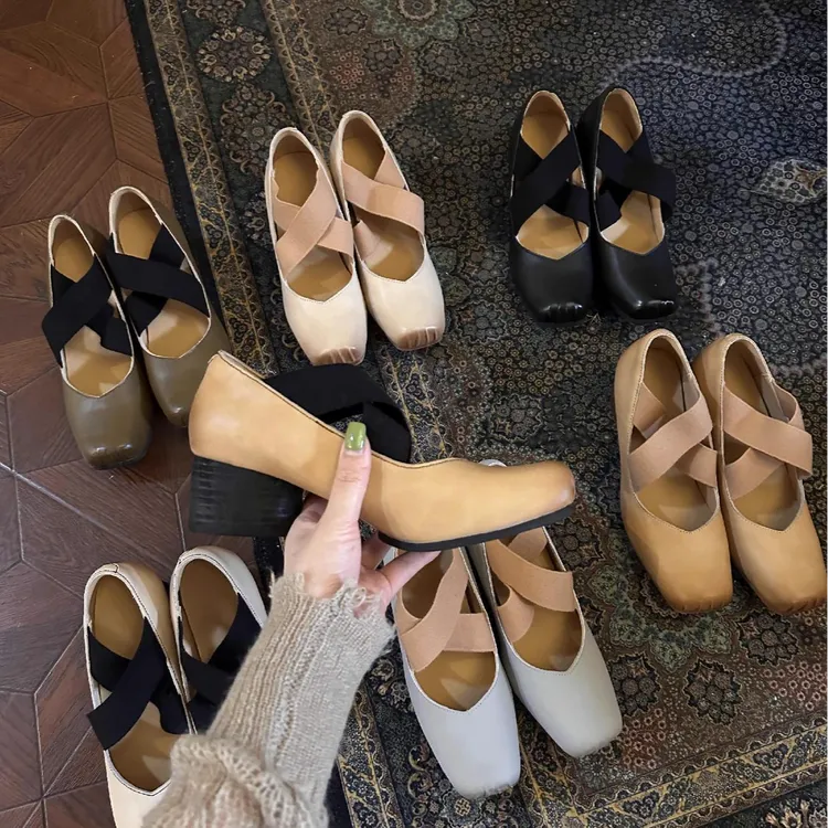 暮四牛皮版~2025新款方头浅口芭蕾鞋真皮复古做旧猪鼻子粗跟单鞋