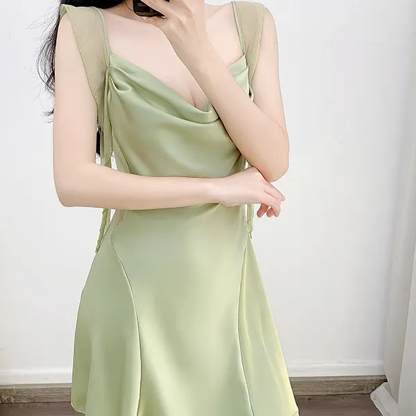 睡裙性感撩人纯欲风夏季多巴胺高级感冰丝吊带睡裙女带胸垫