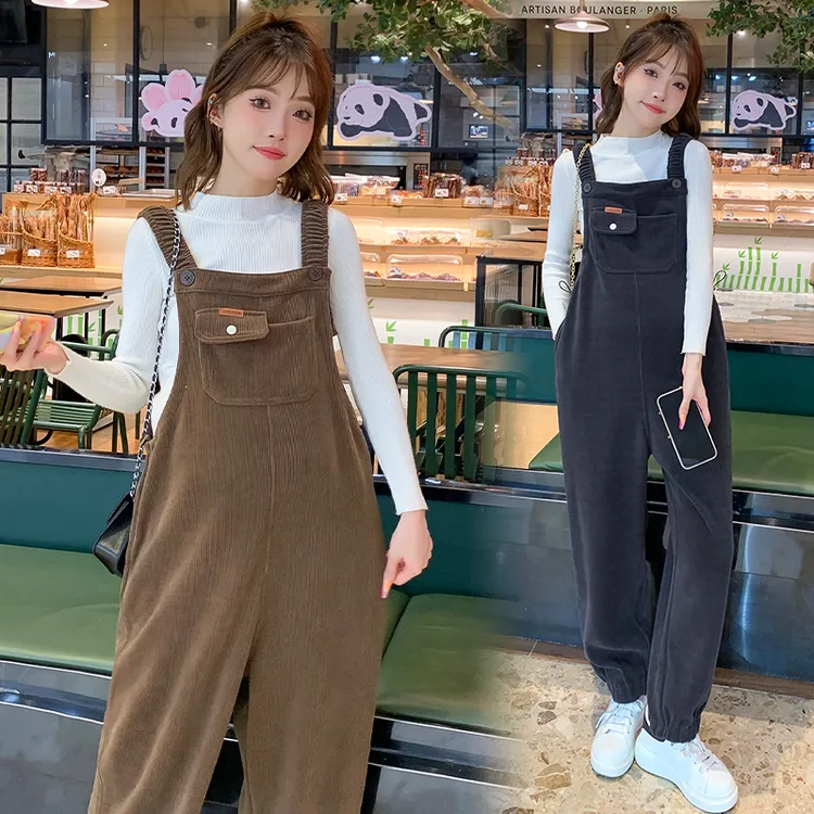 时髦孕妇装新款洋气减龄时尚款休闲外穿宽松孕妇背带裤洋气两件套