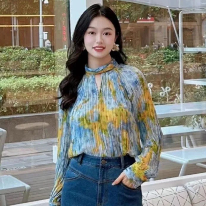 哥弟阿玛施正2025秋季新款时尚半高领压褶印花宽松长袖衬衫女衬衣