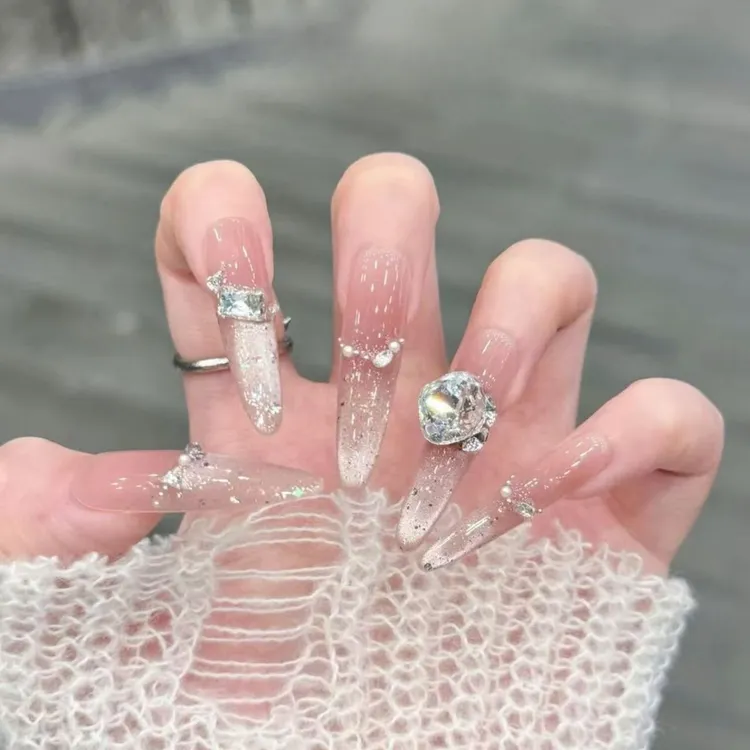 【冰莓式】纯手工穿戴甲爆闪渐变猫眼细闪亮片高级显白手作美甲贴