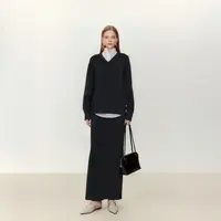 LYNEE【引冬套装】极简纯羊毛V领毛衣女慵懒宽松针织衫LGD2FAK118