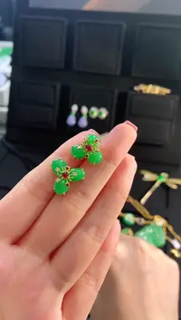 【闪购商品】翡翠耳饰18K金镶嵌耳饰