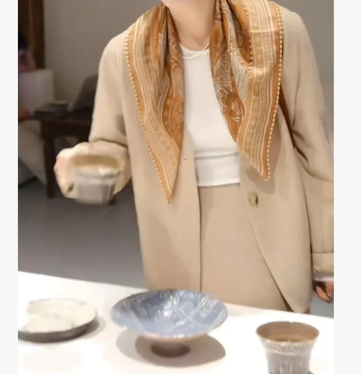 时尚潮流百搭精品女装dgd6825