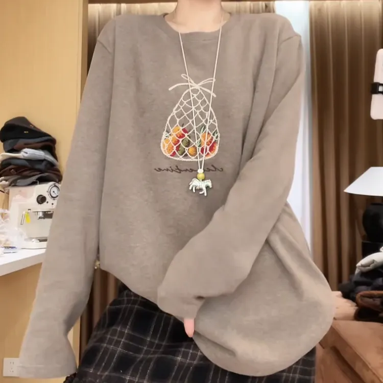 【刺绣上衣】秋冬新款韩系时尚百搭显瘦T恤上衣 LK2508799