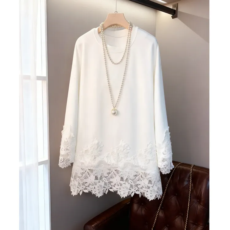 高级感蕾丝底摆拼接白色长袖T恤中长遮肚小衫秋冬显瘦黑色上衣女