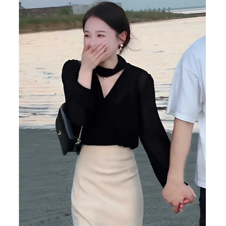 法式V领黑色衬衫女2025春季新款轻奢高级感衬衣时尚气质通勤上衣