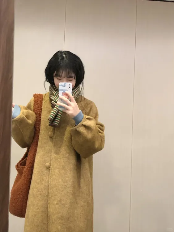 2025秋冬新款韩系穿搭复古单排扣毛呢大衣外套搭配牛仔裤两件套女