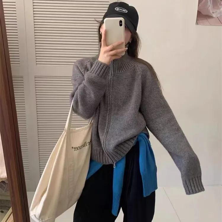 2025慵懒风毛衣外套女秋冬新款韩系简约宽松立领拉链针织开衫上衣