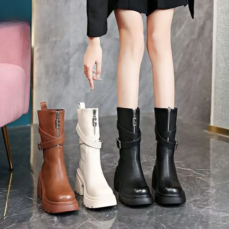足主流小个子增高女靴中筒时装靴2025秋冬季新款气质靴时尚马丁靴