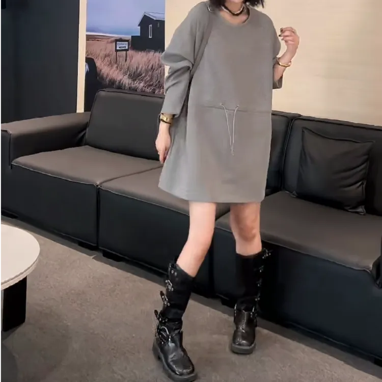 皮筋收腰净版宽松卫衣裙女 大码显瘦气质时尚休闲百搭连衣裙女装