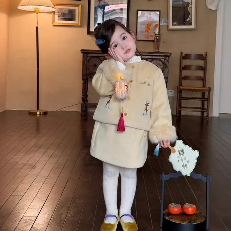女童加绒唐装拜年服套装女宝冬季新款洋气加厚中国风上衣休闲短裙