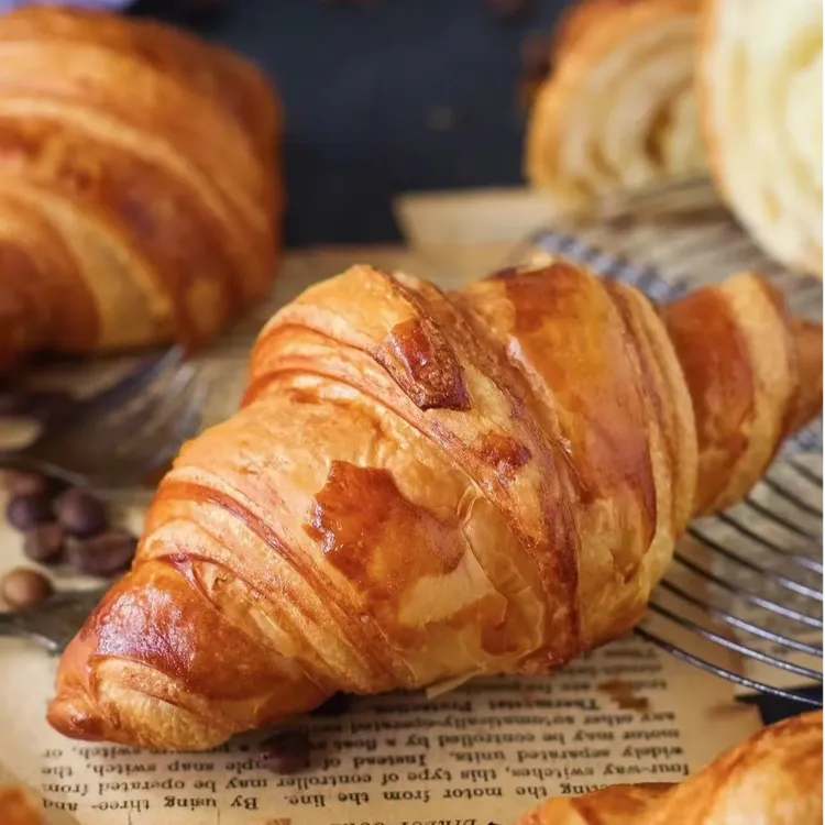 美稻臣爆浆夹心牛角包