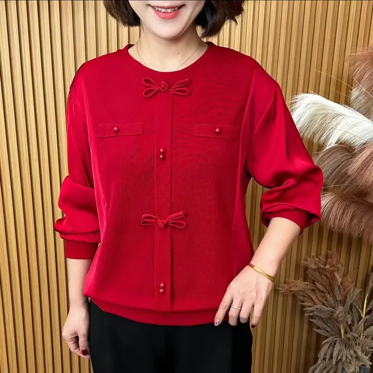 红色新款拼接圆领蝴蝶结宽松显瘦百搭洋气妈妈装长袖上衣减龄小衫