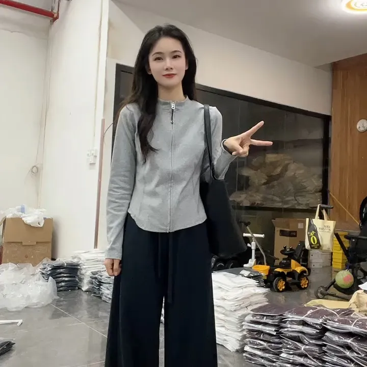 【有运费险】立领防晒长袖防风女拉链短外套外套秋季欧若假日风
