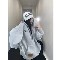 肚困困.美式慵懒刺绣大V领薄款连帽卫衣女oversize复古露肩上衣