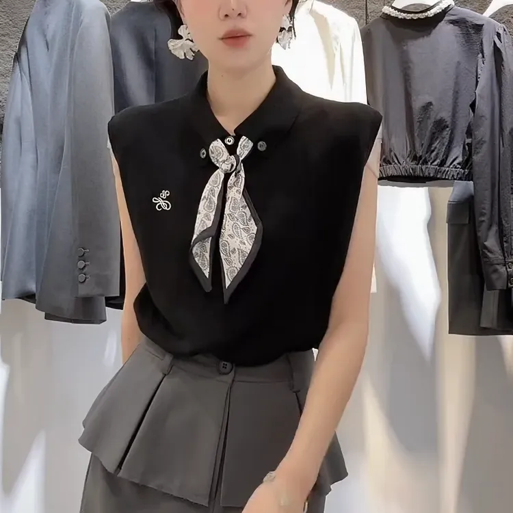 2025夏季新款配丝巾宽松无袖气质款上衣针织打底薄衫女LK2503846