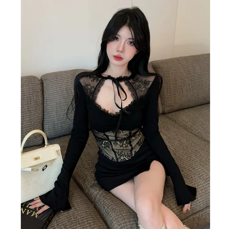 2025秋季新款蕾丝拼接长袖纯欲性感挂脖修身系带挂脖上衣女配裙裤