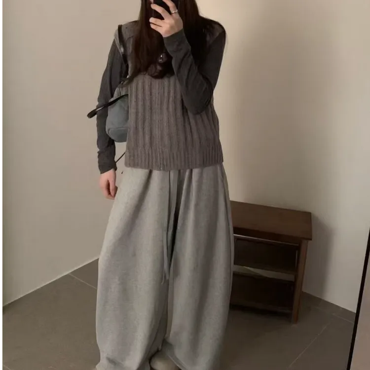 5390自带流量款！欧尼博主高腰弯刀卫裤