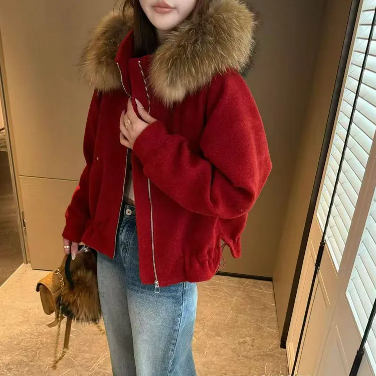 圣诞红大毛领短款外套女冬季新款时尚保暖夹棉连帽拉链夹克上衣潮