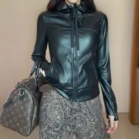 2025早秋穿搭新款漂亮连帽蛋白皮短外套绝美巨好看修身双拉链上衣