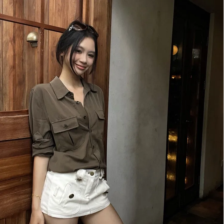 法式复古衬衫女2025秋季设计感小众宽松休闲衬衣包臀半身裙两件套