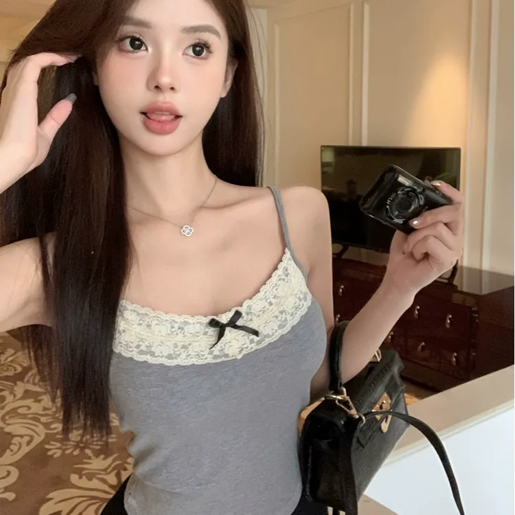 燕莉安蕾丝吊带背心女法式辣妹蝴蝶结纯欲内搭外穿带胸垫打底上衣
