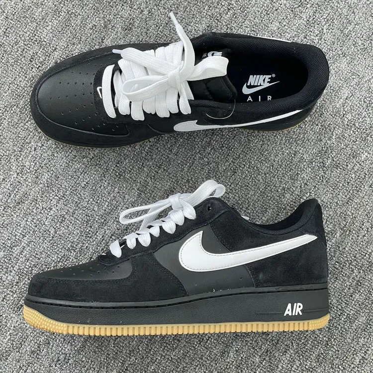 NIKE耐克 AIR FORCE 1 '07 LV8男款黑金色低帮休闲板鞋官方正品 