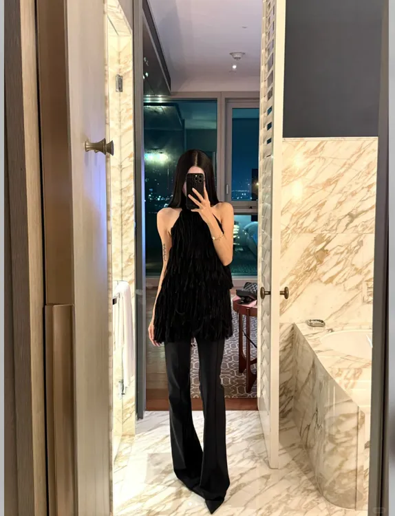 网红同款大露背流苏玫瑰花朵纯欲挂脖背心裙上衣女显瘦休闲裤套装