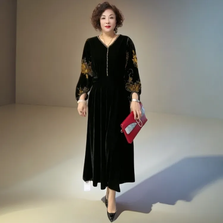 670V领长袖丝绒拼接高端连衣裙秋冬妈妈装阔太太长款打底长裙100