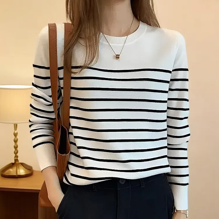 2025春秋新款圆领宽松显瘦遮肉版上衣外穿毛衣女内搭条纹针织衫