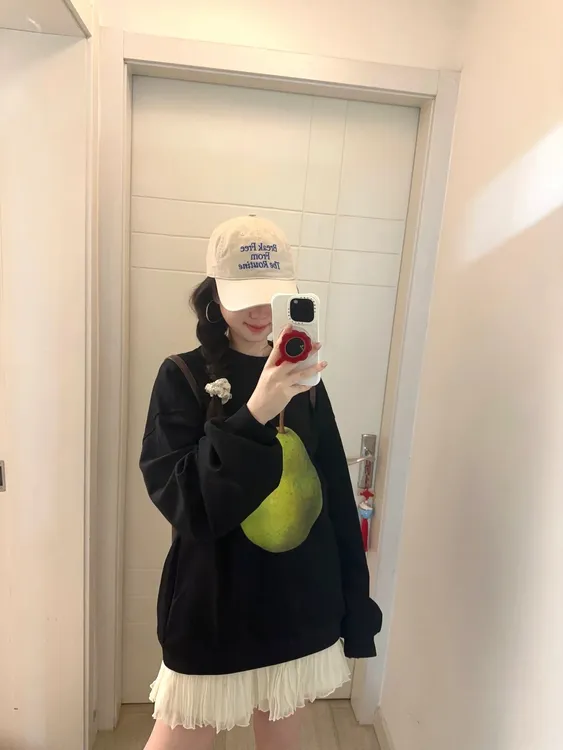 早秋韩系复古蔬果印花卫衣女秋冬新款oversize宽松设计感长袖上衣
