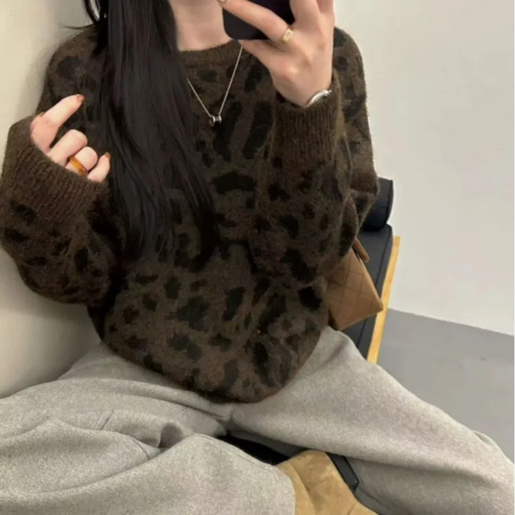 欧货豹纹高级感圆领针织毛衣百搭上衣824
